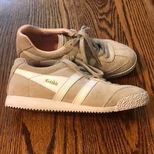 Sz 5 girls Gola tan suede sneakers pink lining